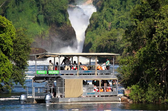 Boat cruise safaris in Uganda