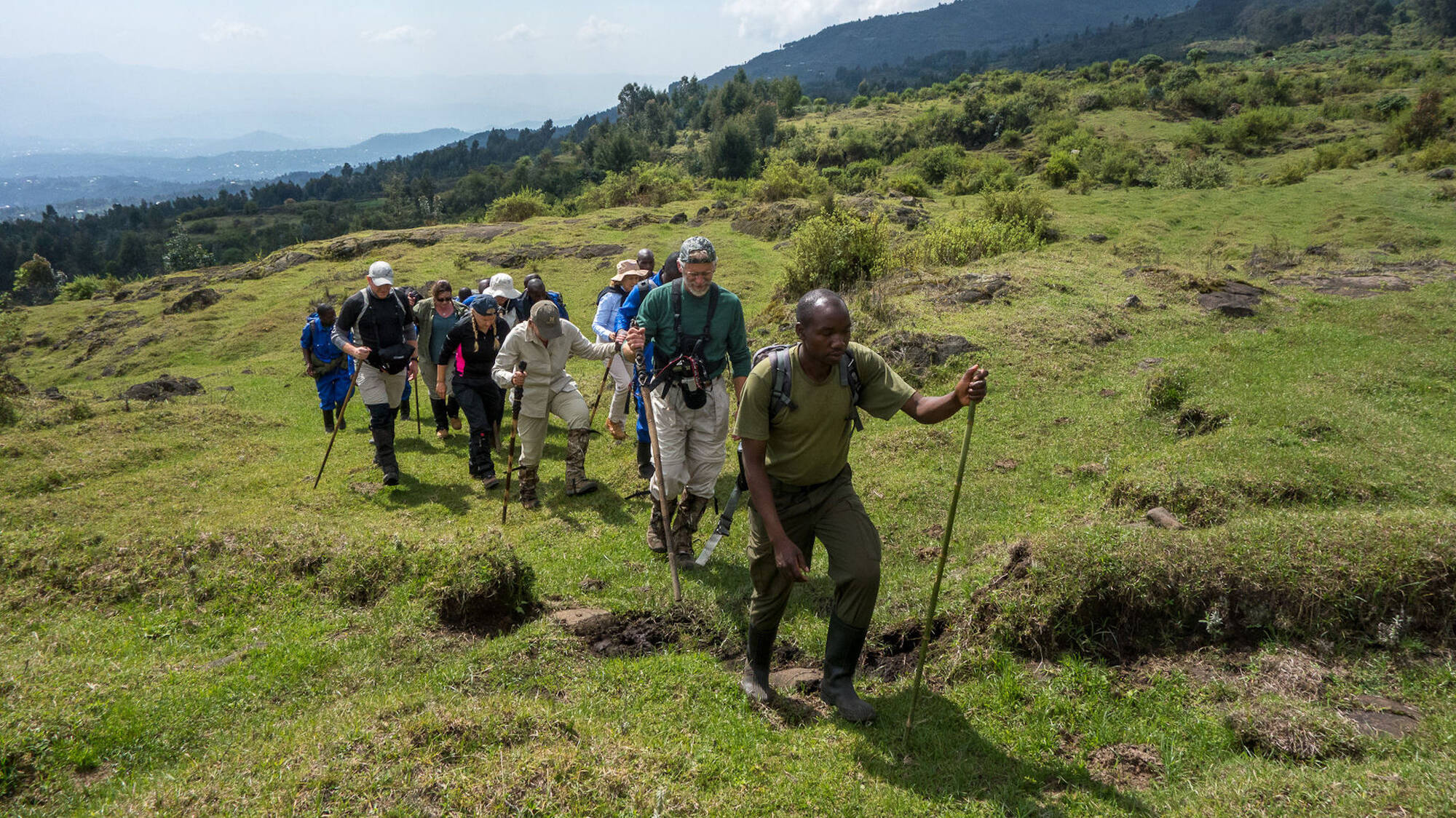 4 days Gorilla trekking & Mount Nyiragongo hike Congo safari from Kigali